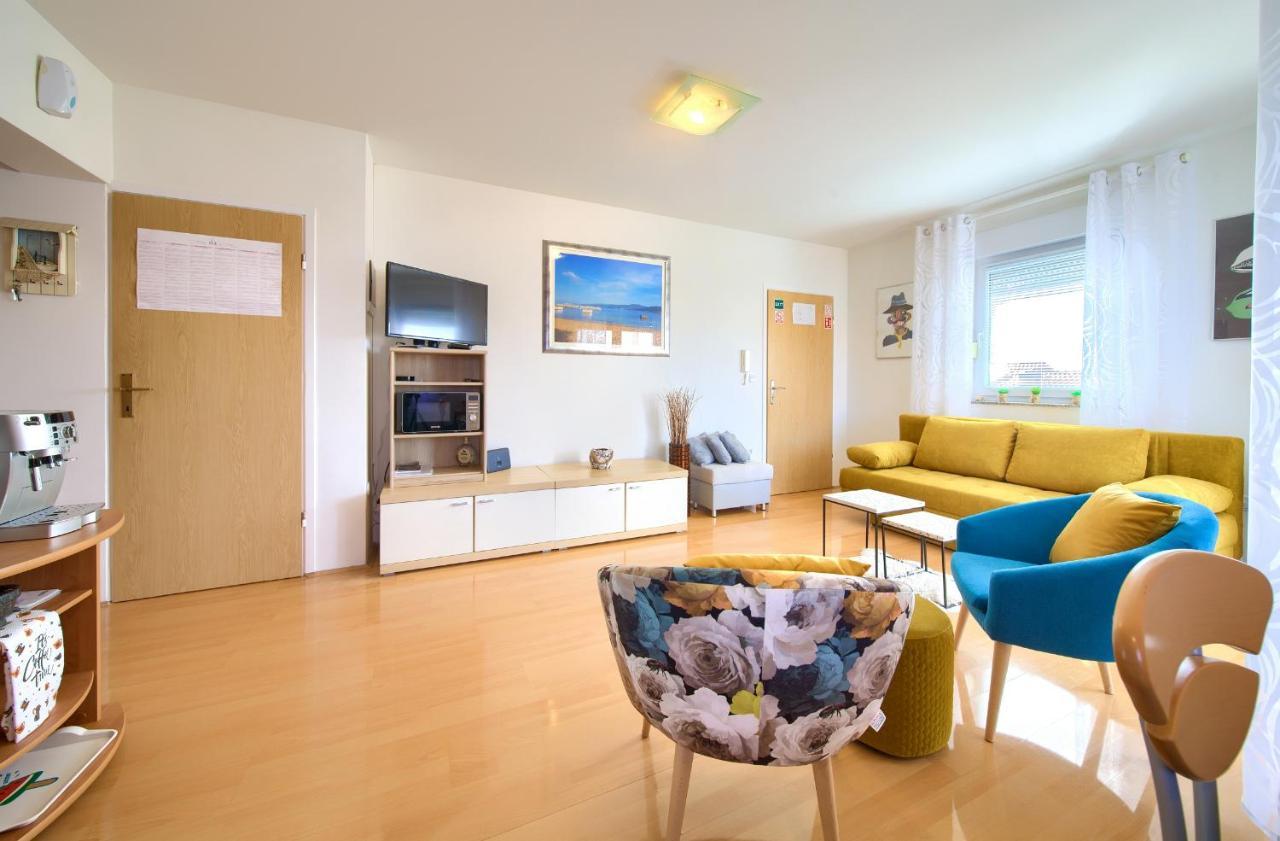 Apartman Noel Krk Town Exteriör bild